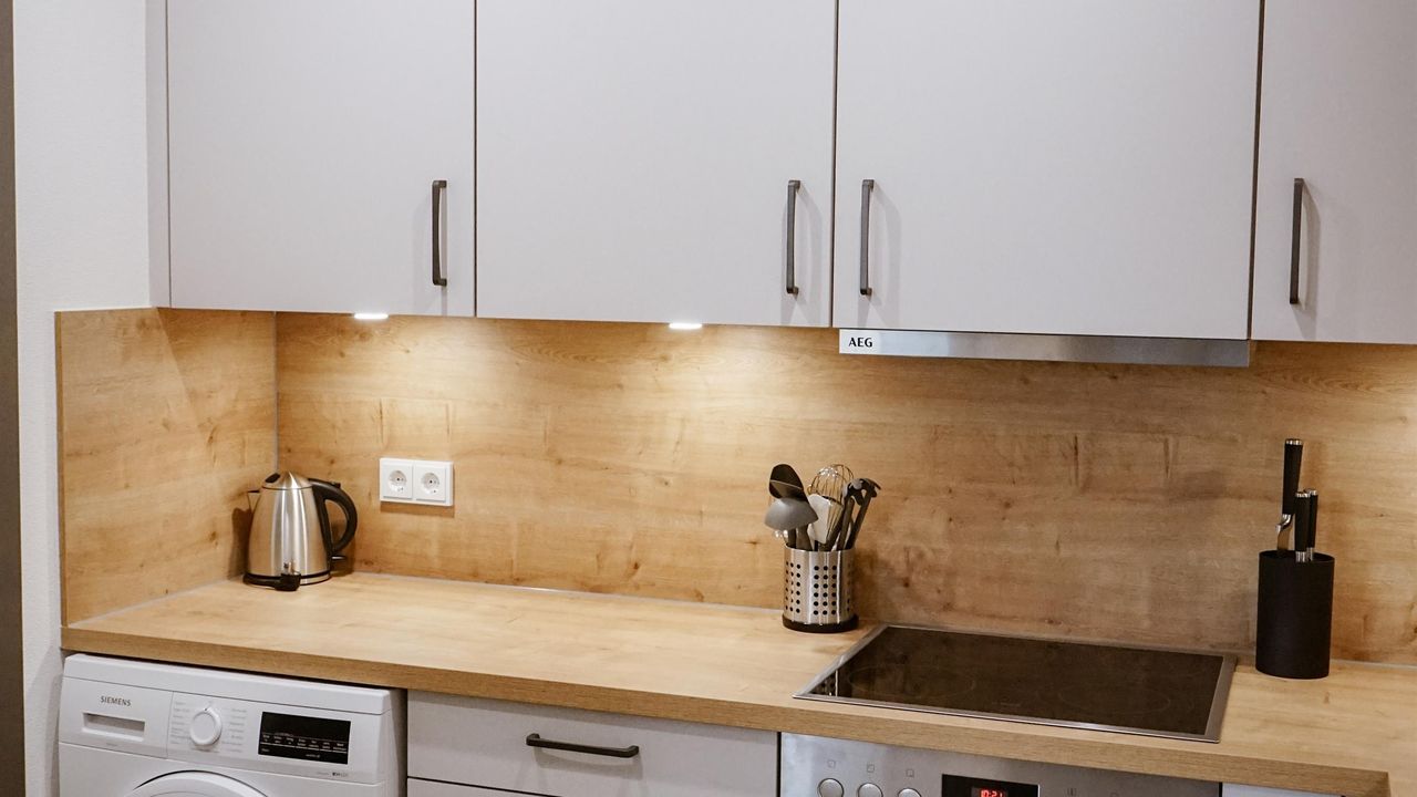 04_ferienwohnung_bergzeit_k_che__2_ 04_ferienwohnung_bergzeit_k_che__2_